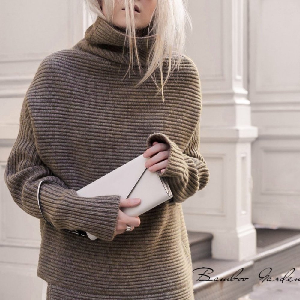 Aritzia Mika Cashmere & Wool Funnel Cowl Turtleneck Sweater Boxy Oversized Cozy - Picture 10 of 15